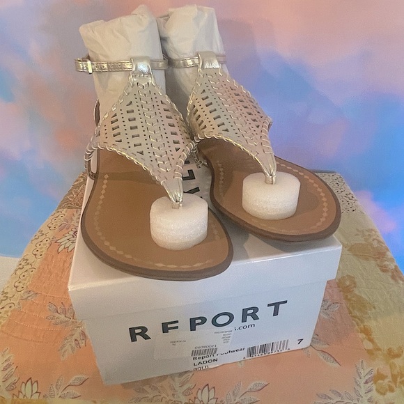 Cool Women’s Gold Gladiator Thong Flat Sandals by Report (NWBox) Sz. 7 - Picture 8 of 8